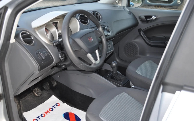 Seat Ibiza cena 20000 przebieg: 150000, rok produkcji 2009 z Łeba małe 562